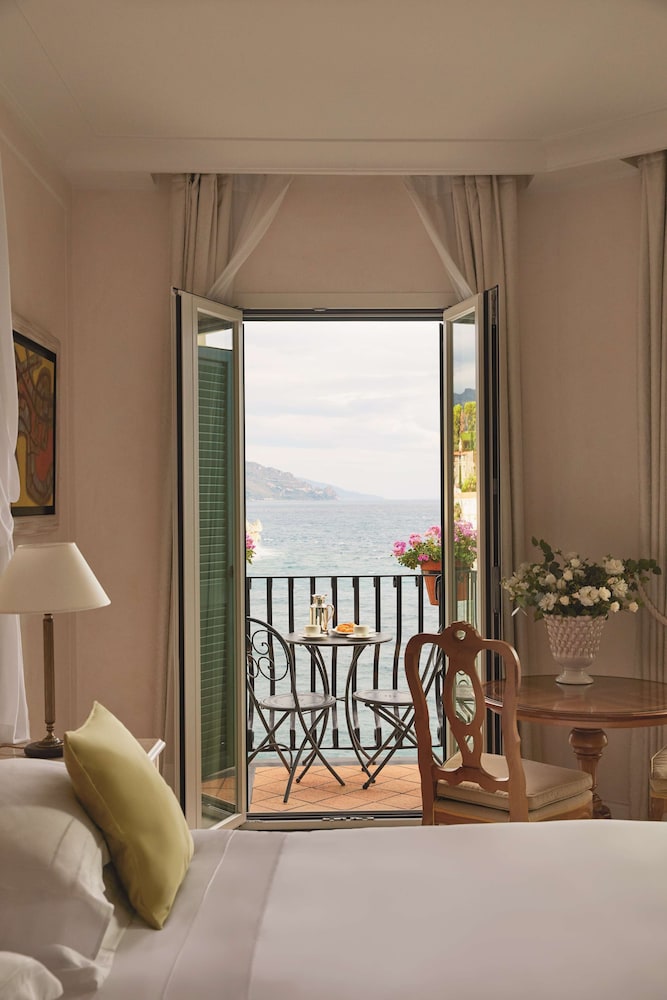 Villa Sant'Andrea, A Belmond Hotel, Taormina Mare — Hotel rooms in Taormina, Sicily