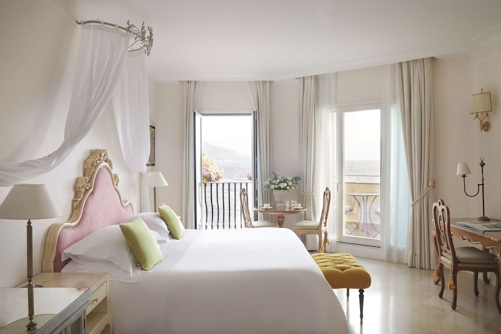 Villa Sant'Andrea, A Belmond Hotel, Taormina Mare — Hotel rooms in Taormina, Sicily