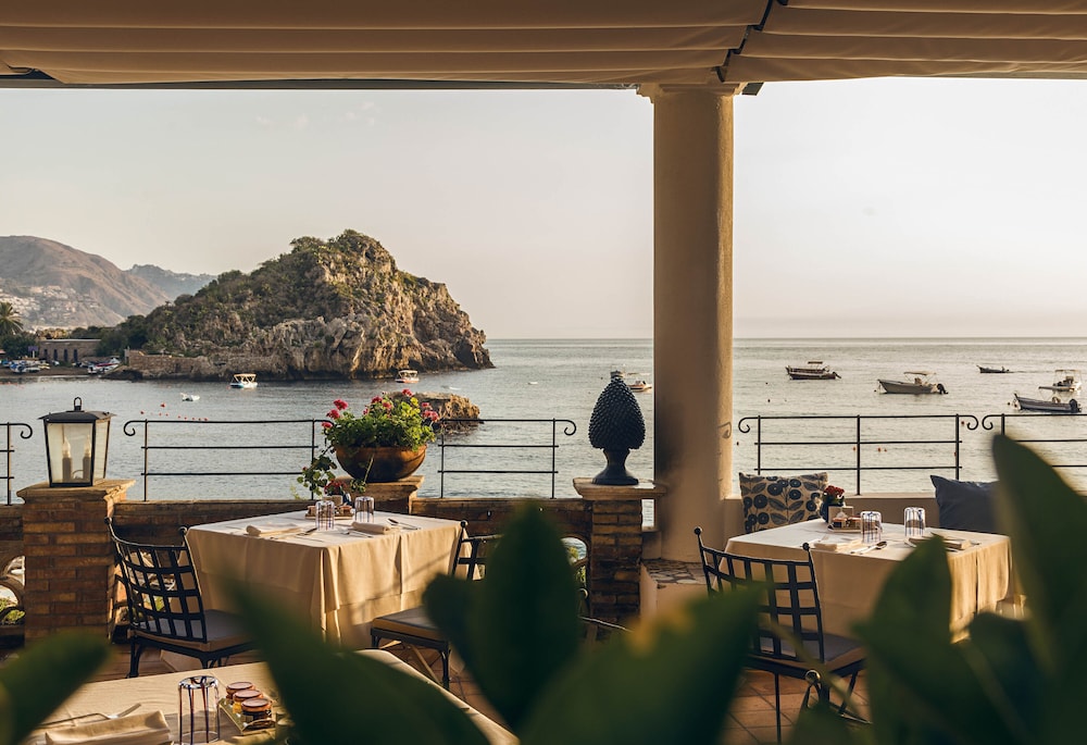 Villa Sant'Andrea, A Belmond Hotel, Taormina Mare — Restaurant & bars in Taormina, Sicily