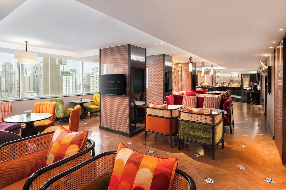 Mercure Bangkok Sukhumvit 11 — Restaurant & bars in Bangkok, Bangkok