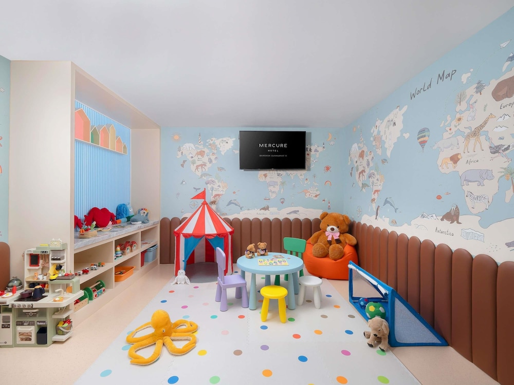 Mercure Bangkok Sukhumvit 11 — Attractions for children in Bangkok, Bangkok