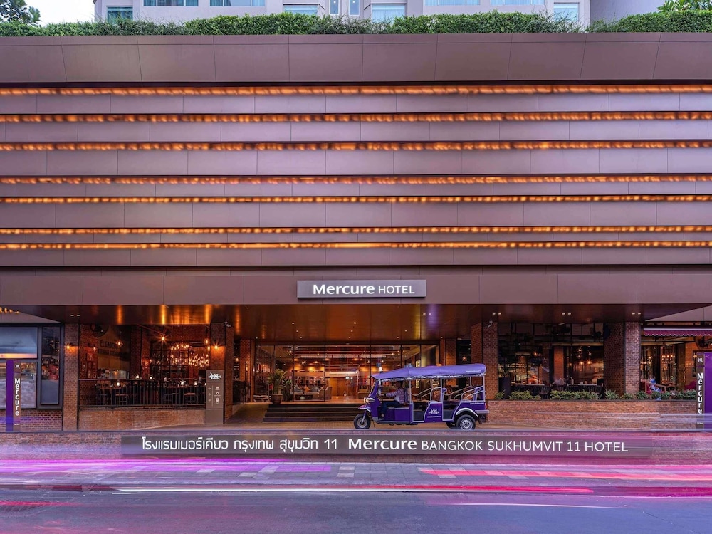 Mercure Bangkok Sukhumvit 11 — Hotel building in Bangkok, Bangkok