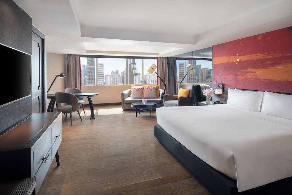Mercure Bangkok Sukhumvit 11 — Hotel rooms in Bangkok, Bangkok
