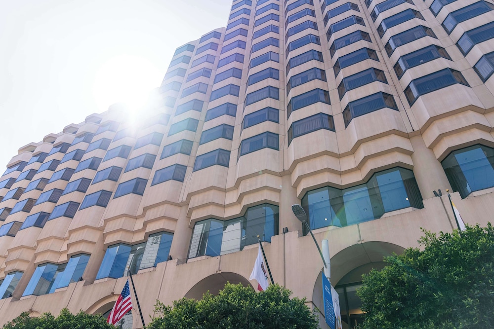 Hilton Parc 55 San Francisco Union Square — Hotel building in San Francisco, California