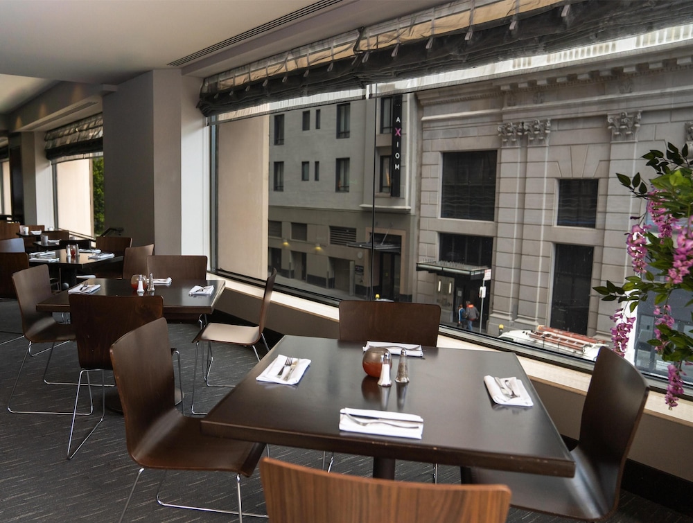 Hilton Parc 55 San Francisco Union Square — Restaurant & bars in San Francisco, California