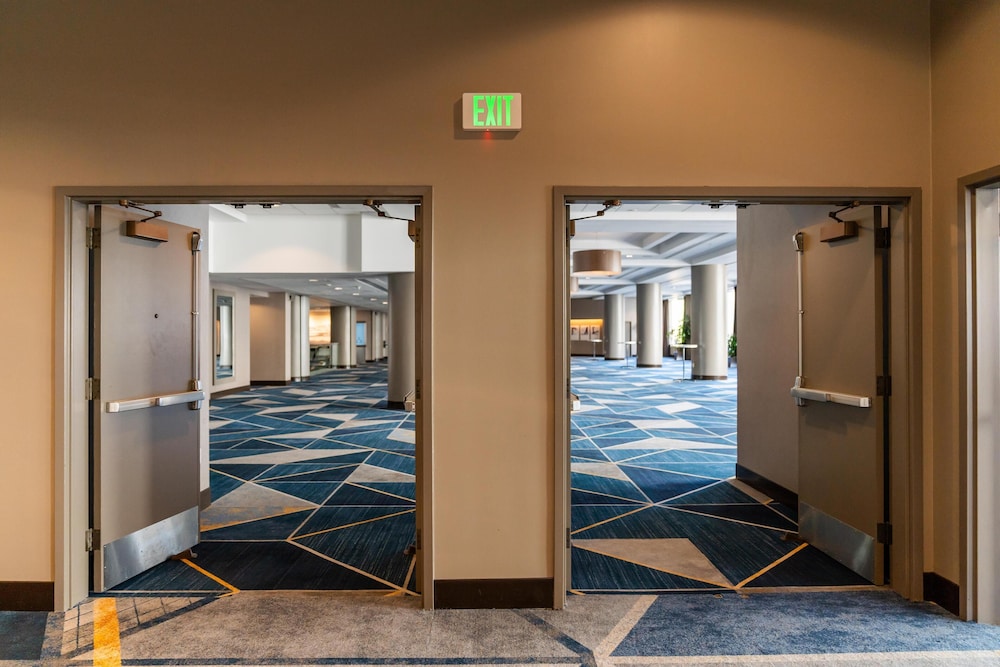 Hilton Parc 55 San Francisco Union Square — Hotel building in San Francisco, California