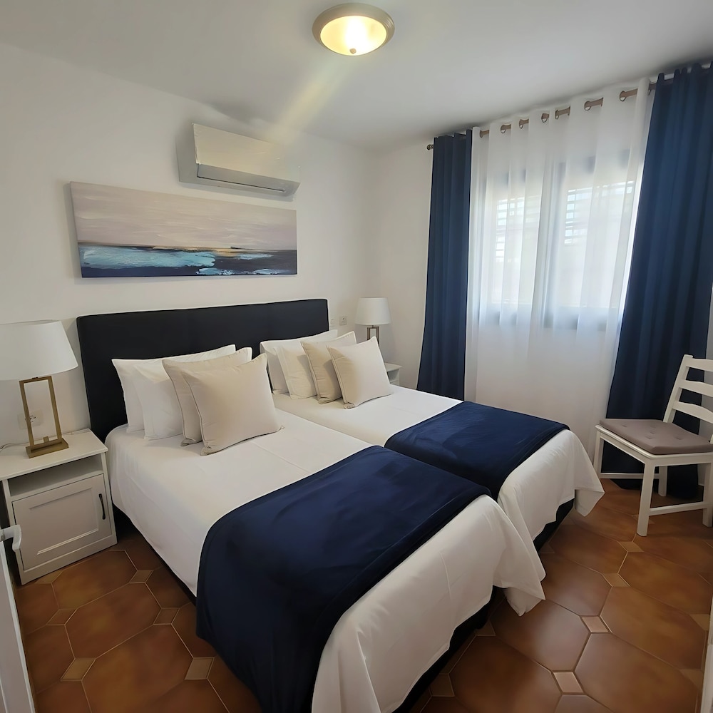 Gueldera Apartments — Hotel rooms in Puerto del Carmen, Canary Islands