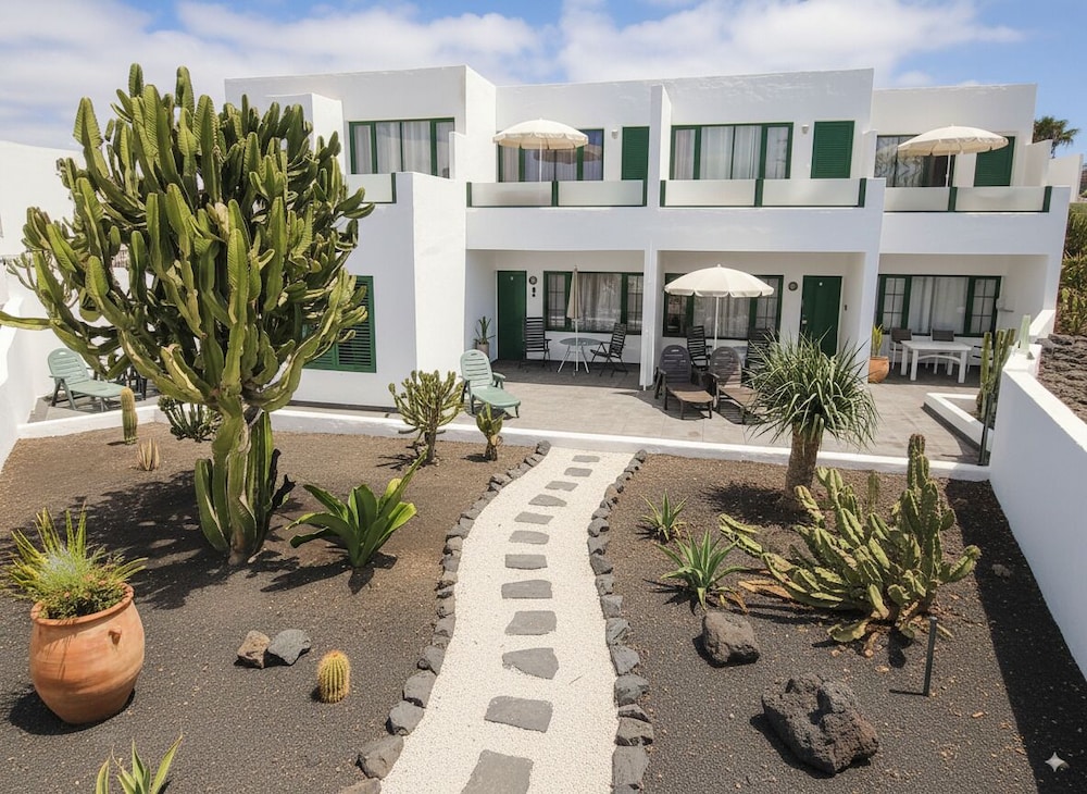 Gueldera Apartments — Main photo in Puerto del Carmen, Canary Islands