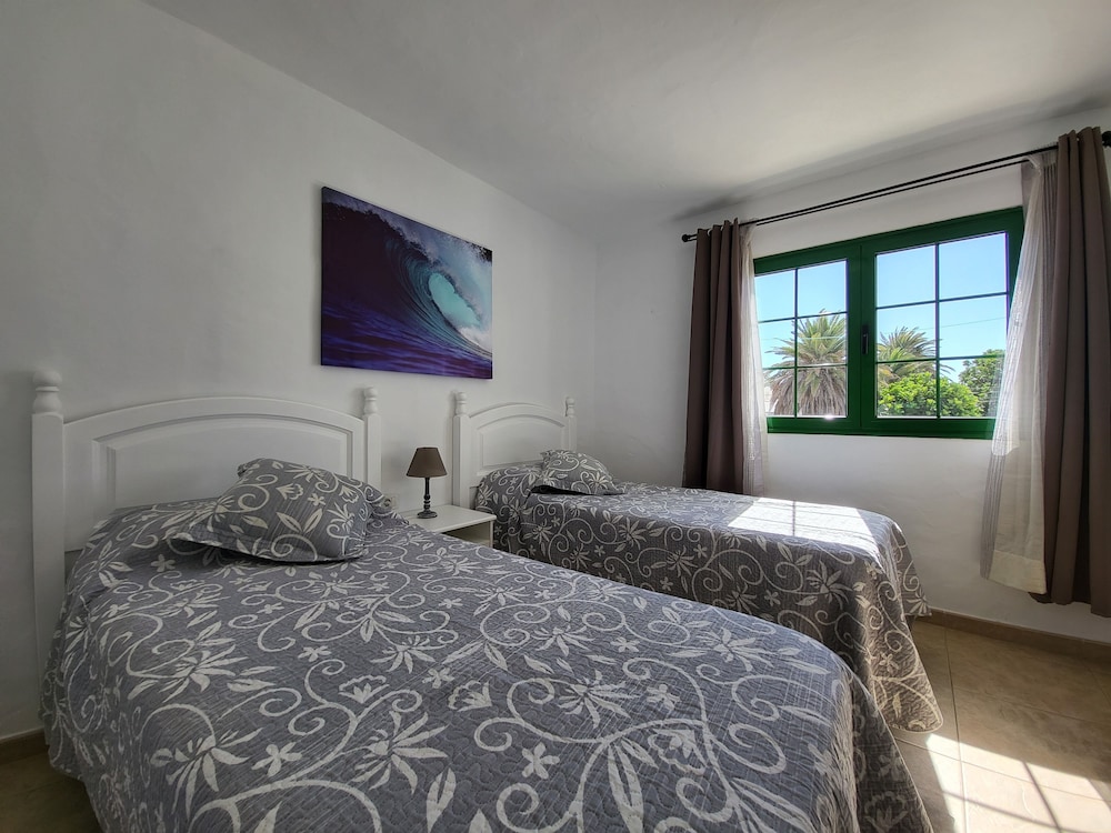 Gueldera Apartments — Hotel rooms in Puerto del Carmen, Canary Islands