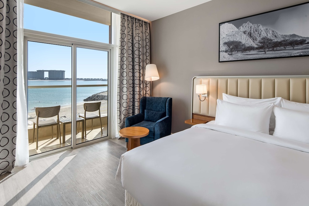 Radisson Resort Ras Al Khaimah Marjan Island — Hotel rooms in Ras al Khaimah