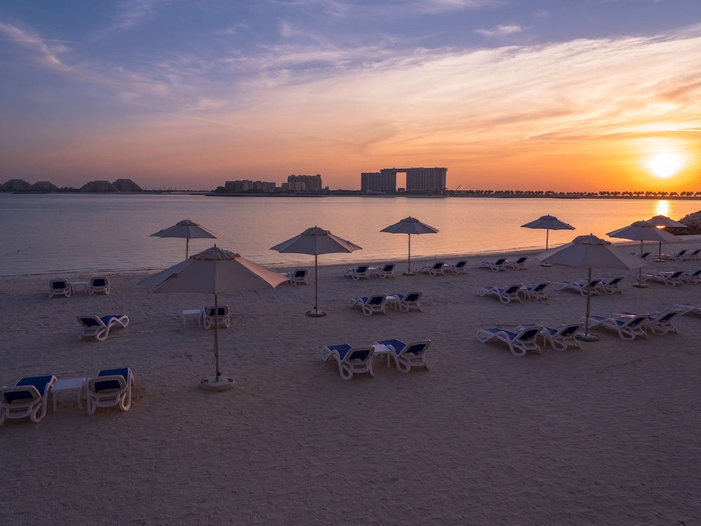 Radisson Resort Ras Al Khaimah Marjan Island — Beach in Ras al Khaimah