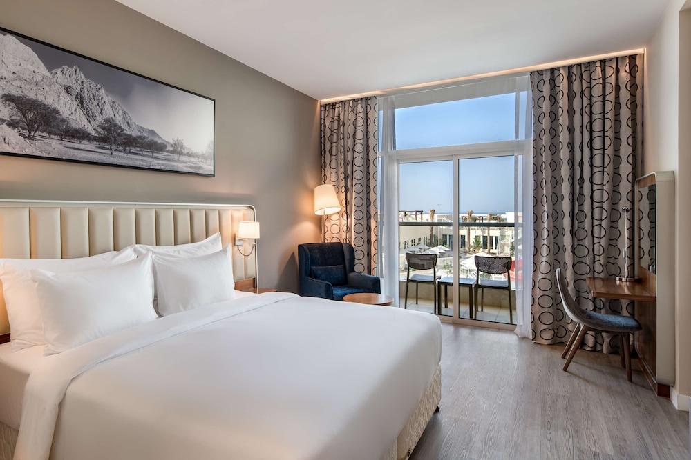 Radisson Resort Ras Al Khaimah Marjan Island — Hotel rooms in Ras al Khaimah