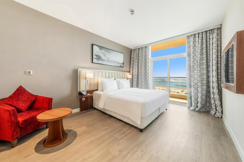 Radisson Resort Ras Al Khaimah Marjan Island — Hotel rooms in Ras al Khaimah