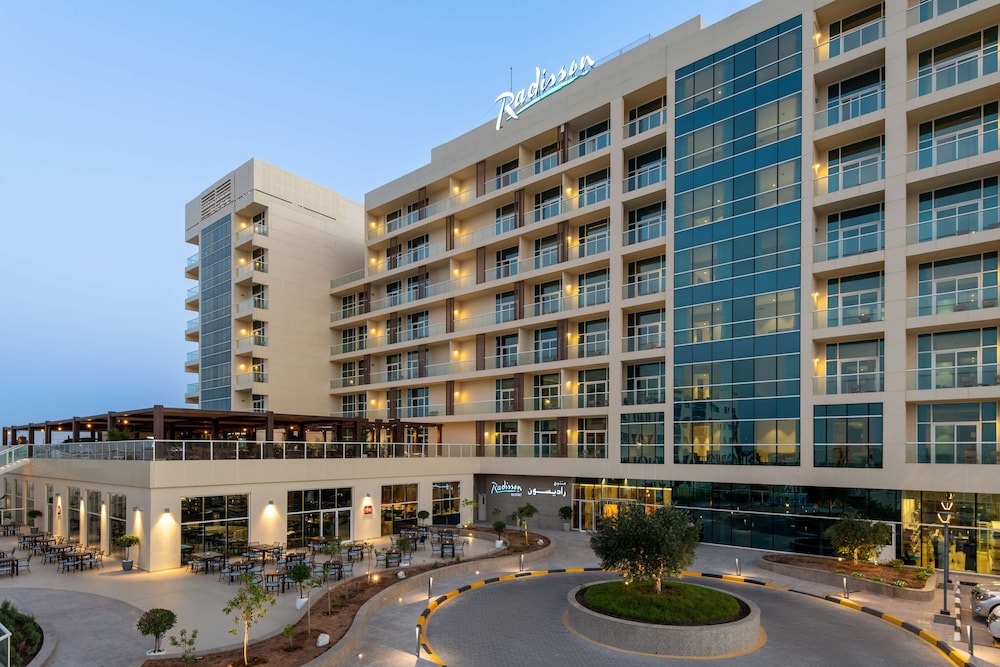 Radisson Resort Ras Al Khaimah Marjan Island — Hotel building in Ras al Khaimah