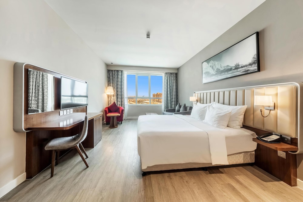 Radisson Resort Ras Al Khaimah Marjan Island — Hotel rooms in Ras al Khaimah