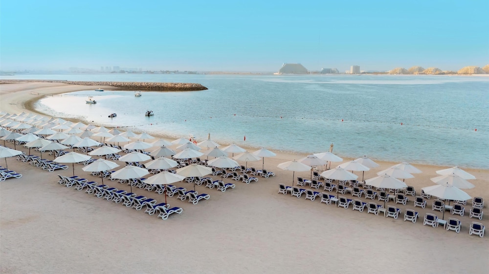 Radisson Resort Ras Al Khaimah Marjan Island — Beach in Ras al Khaimah