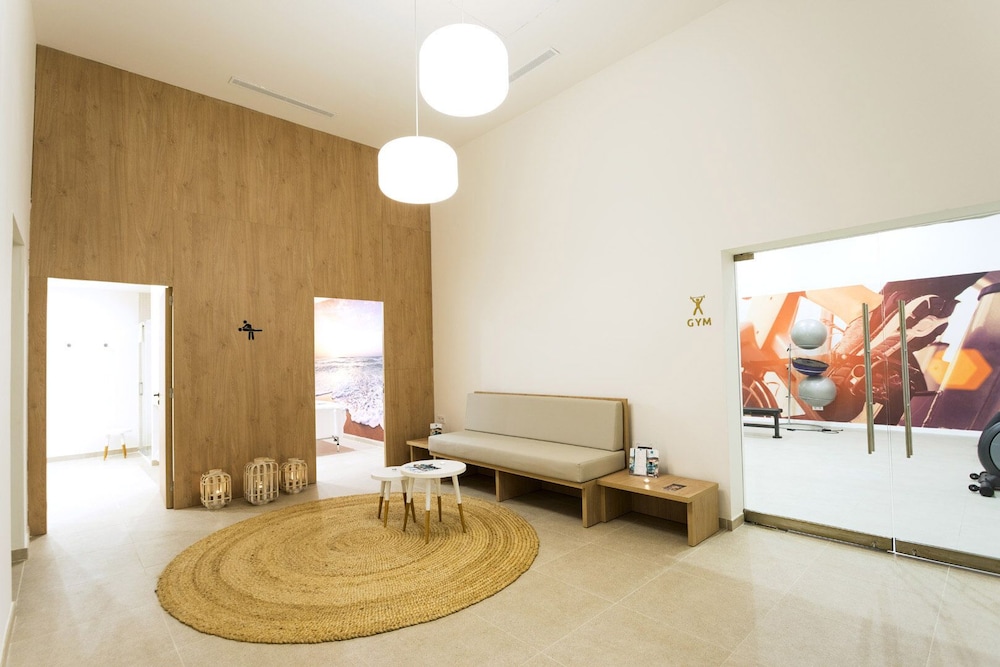 Parque Nereida Suites Hotel — Hotel rooms in Cala Ratjada, Balearic Islands
