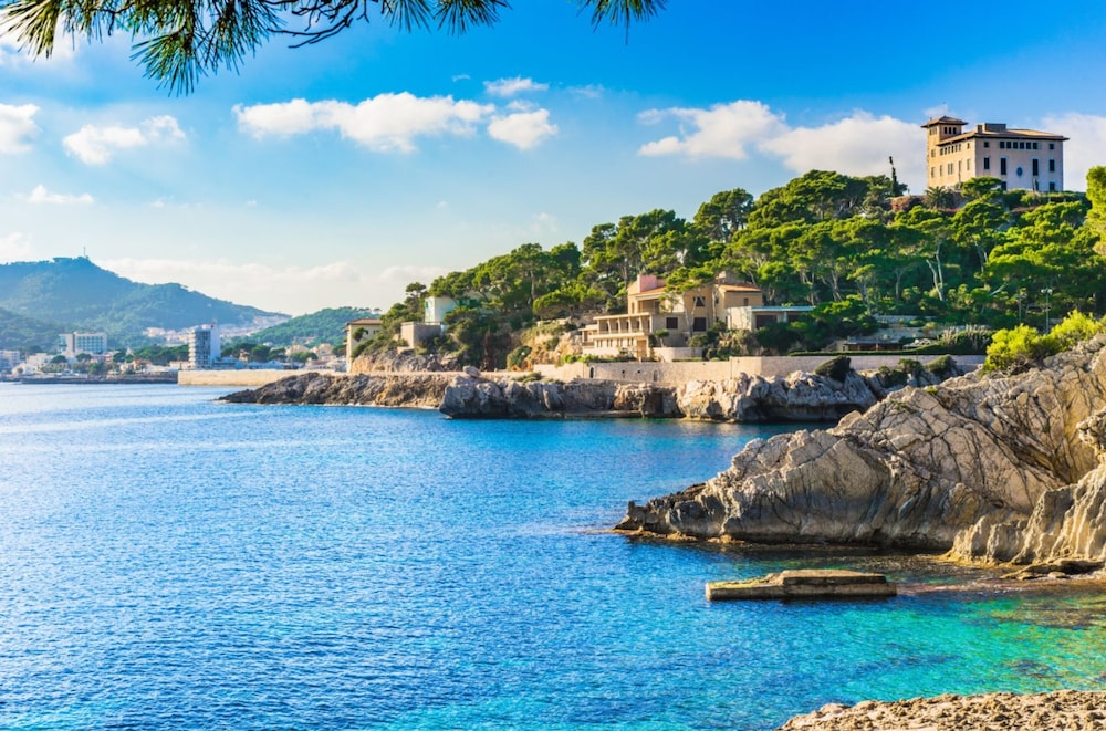 Parque Nereida Suites Hotel — Beach in Cala Ratjada, Balearic Islands