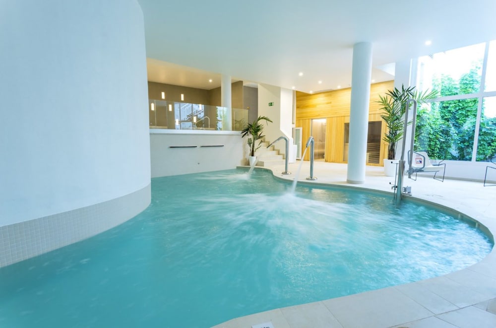 Parque Nereida Suites Hotel — Spa in Cala Ratjada, Balearic Islands