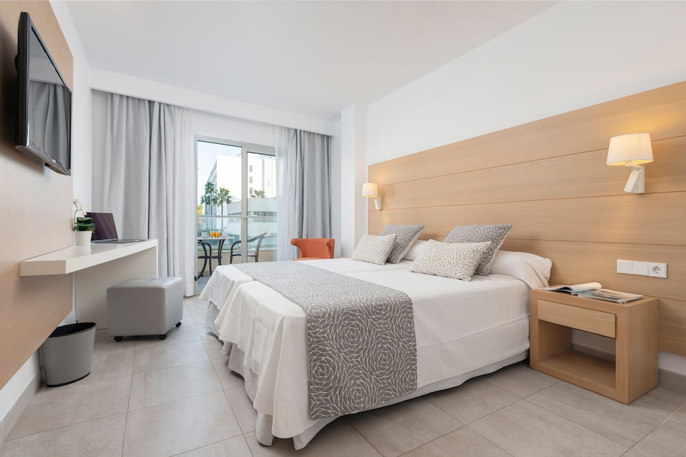 Trendhotel Alcudia - Adults Only +18 — Hotel rooms in Alcudia, Balearic Islands