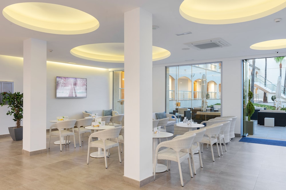 Trendhotel Alcudia - Adults Only +18 — Restaurant & bars in Alcudia, Balearic Islands