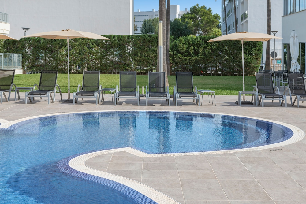 Trendhotel Alcudia - Adults Only +18 — Swimming pool in Alcudia, Balearic Islands