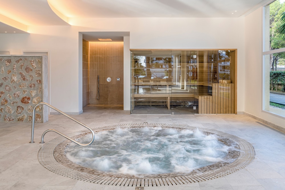 Aparthotel Can Picafort Palace — Spa in Can Picafort, Balearic Islands