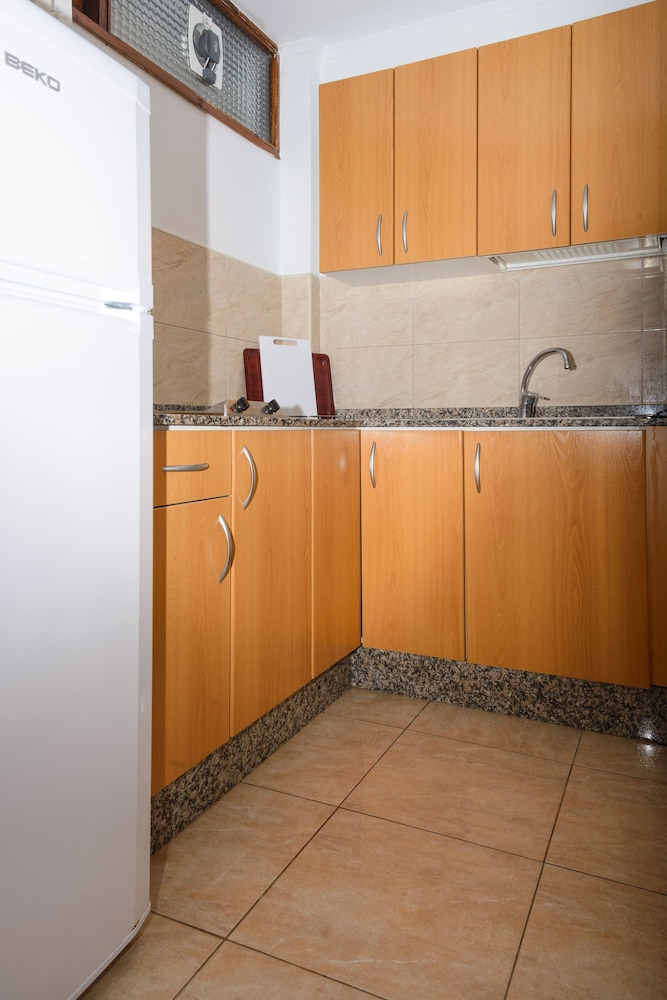 Apartamentos Las Arenas — Hotel rooms in Playa del Ingles, Canary Islands