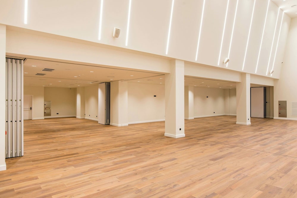 Four Points® by Sheraton Costa Blanca Villas — Hotel building in Benidorm, Valencian Community
