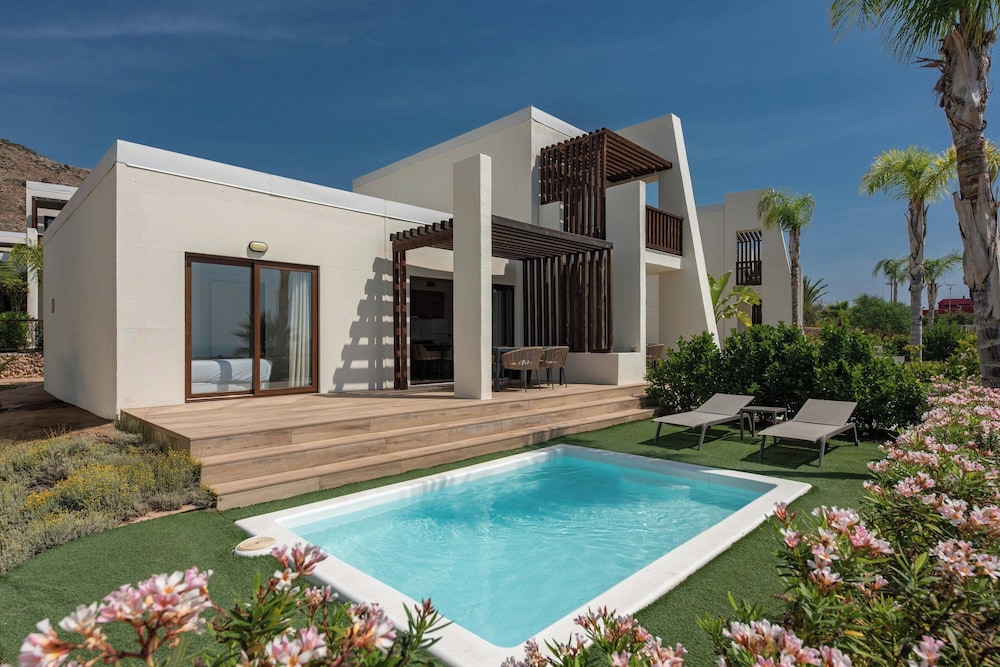 Four Points® by Sheraton Costa Blanca Villas — Swimming pool in Benidorm, Valencian Community