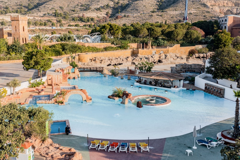 Four Points® by Sheraton Costa Blanca Villas — Swimming pool in Benidorm, Valencian Community
