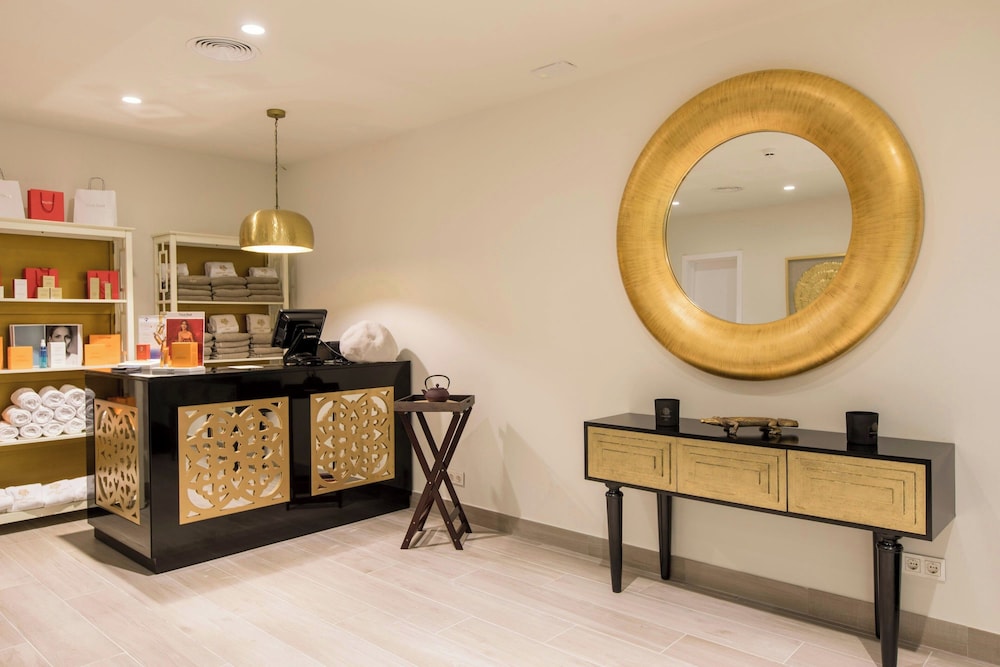 Four Points® by Sheraton Costa Blanca Villas — Spa in Benidorm, Valencian Community