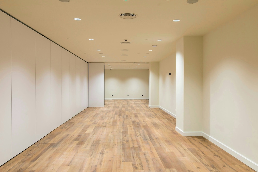Four Points® by Sheraton Costa Blanca Villas — Hotel building in Benidorm, Valencian Community