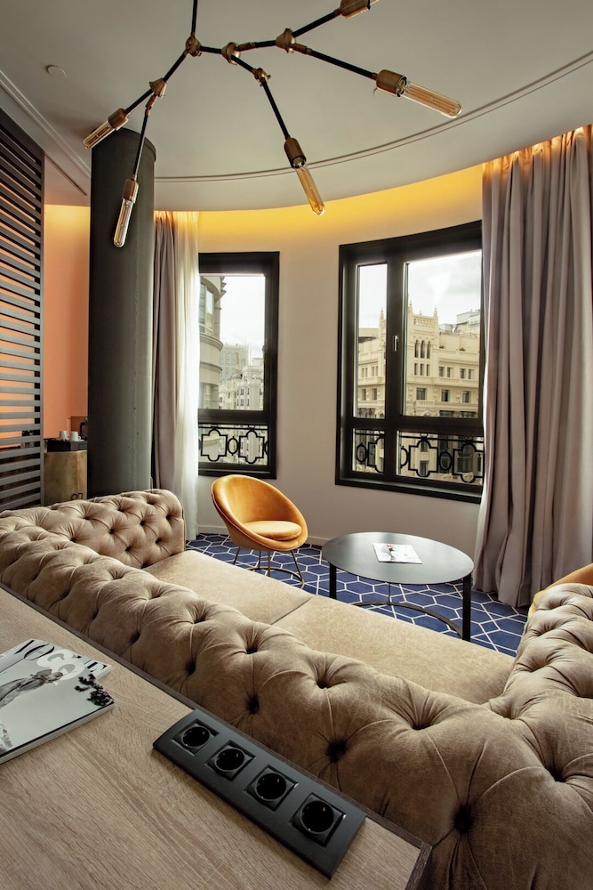 Pestana CR7 Gran Vía Madrid - zdjęcie 2