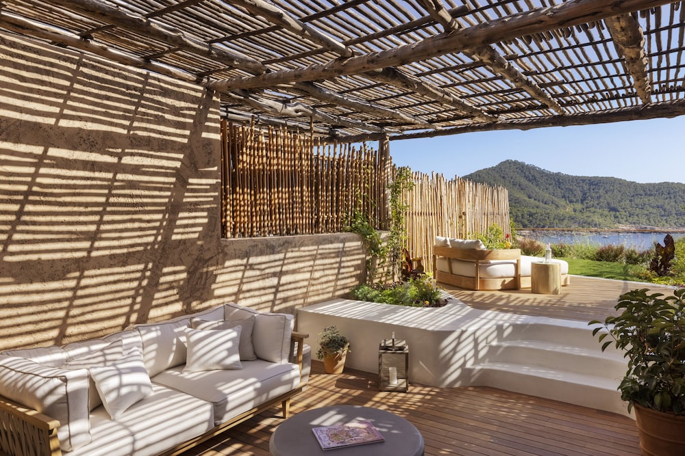 Six Senses Ibiza — Restaurant & bars in Portinatx, Balearic Islands