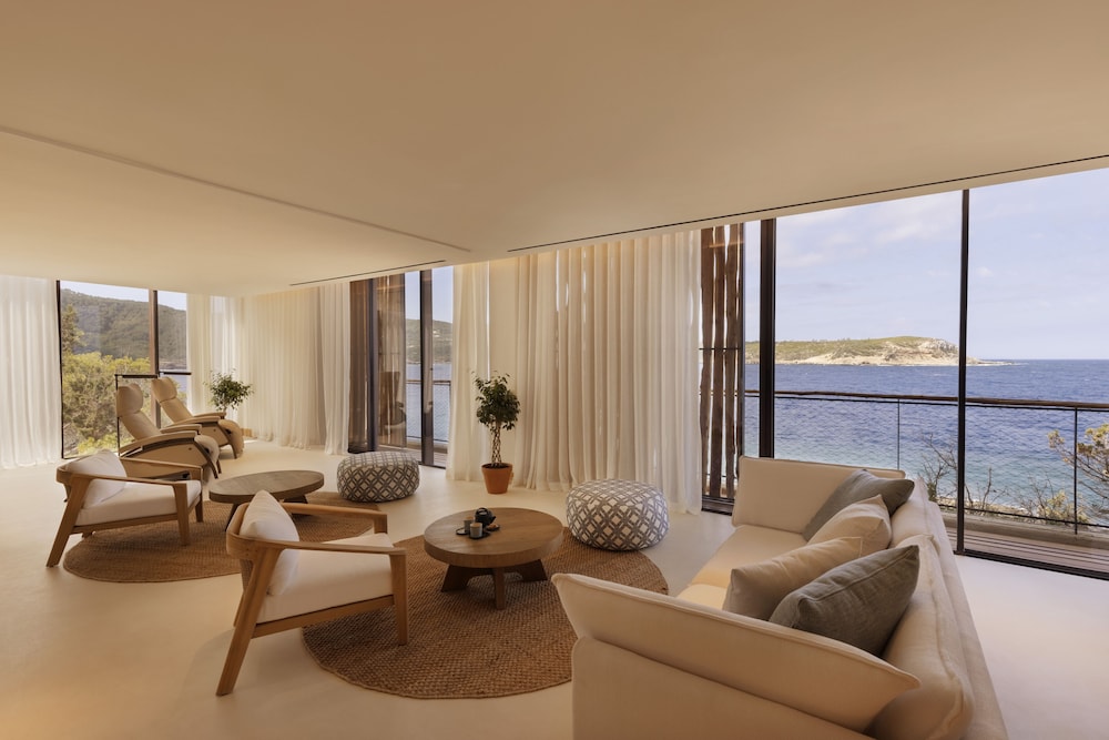 Six Senses Ibiza — Hotel rooms in Portinatx, Balearic Islands