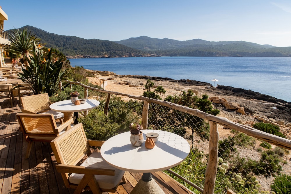Six Senses Ibiza — Restaurant & bars in Portinatx, Balearic Islands
