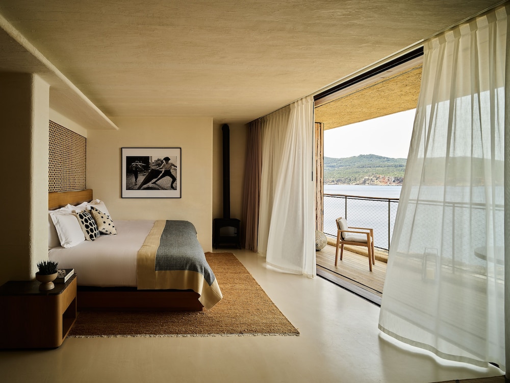 Six Senses Ibiza — Hotel rooms in Portinatx, Balearic Islands