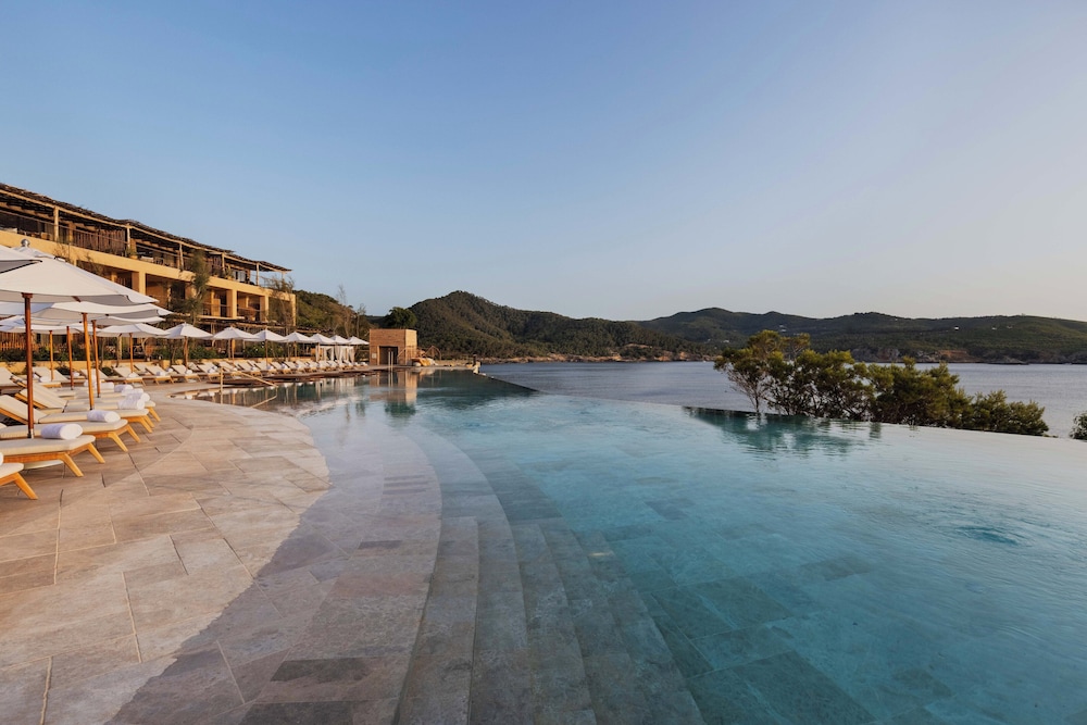 Six Senses Ibiza — Swimming pool in Portinatx, Balearic Islands