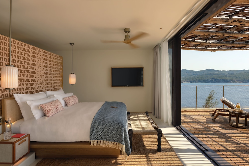 Six Senses Ibiza — Hotel rooms in Portinatx, Balearic Islands