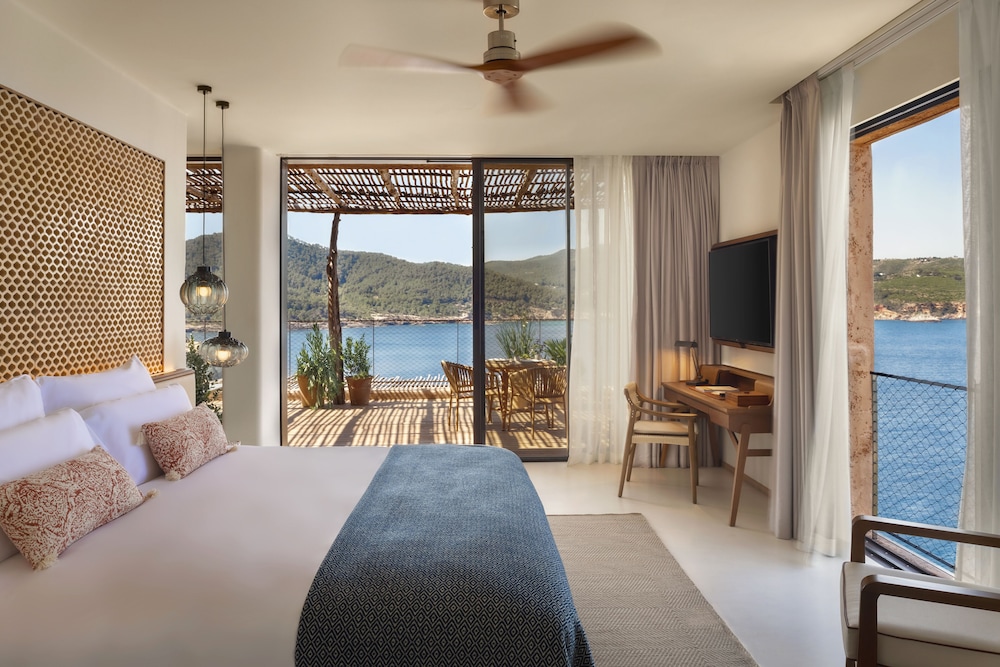 Six Senses Ibiza — Hotel rooms in Portinatx, Balearic Islands