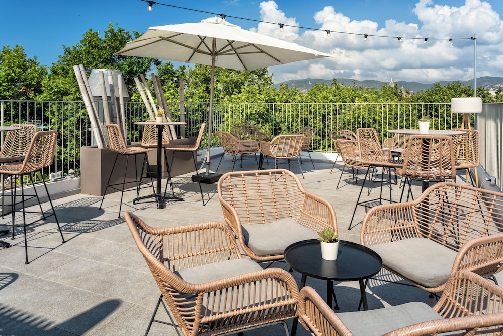Nivia Born Boutique Hotel - zdjęcie 2