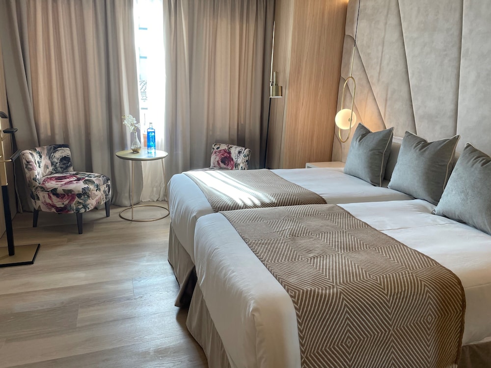 Nivia Born Boutique Hotel - zdjęcie 4