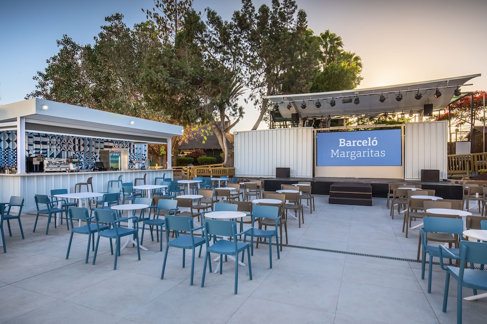 Barceló Margaritas Royal Level - Adults Only — Restaurant & bars in Playa del Ingles, Canary Islands