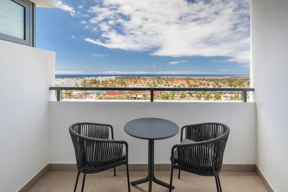 Barceló Margaritas Royal Level - Adults Only — Hotel rooms in Playa del Ingles, Canary Islands