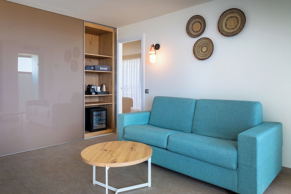 Barceló Margaritas Royal Level - Adults Only — Hotel rooms in Playa del Ingles, Canary Islands