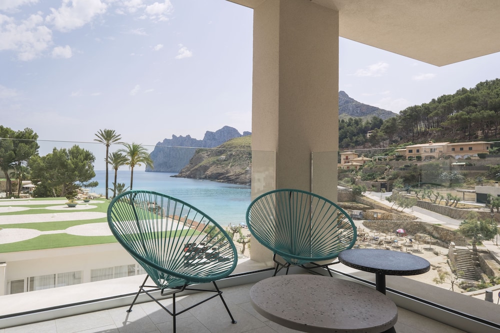 Hotel El Vicenç  de la Mar - Adults Only (+12) — Hotel rooms in Puerto Pollensa, Balearic Islands