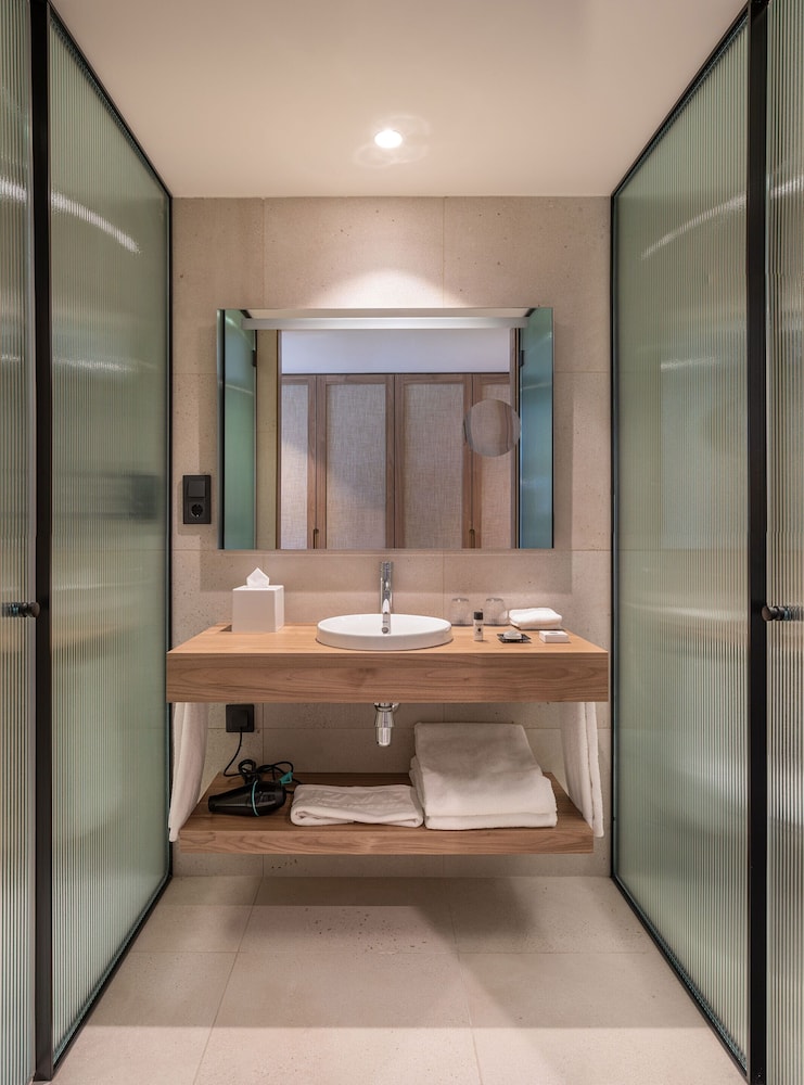 Atzavara Hotel & Spa — Hotel rooms in Santa Susanna, Catalonia