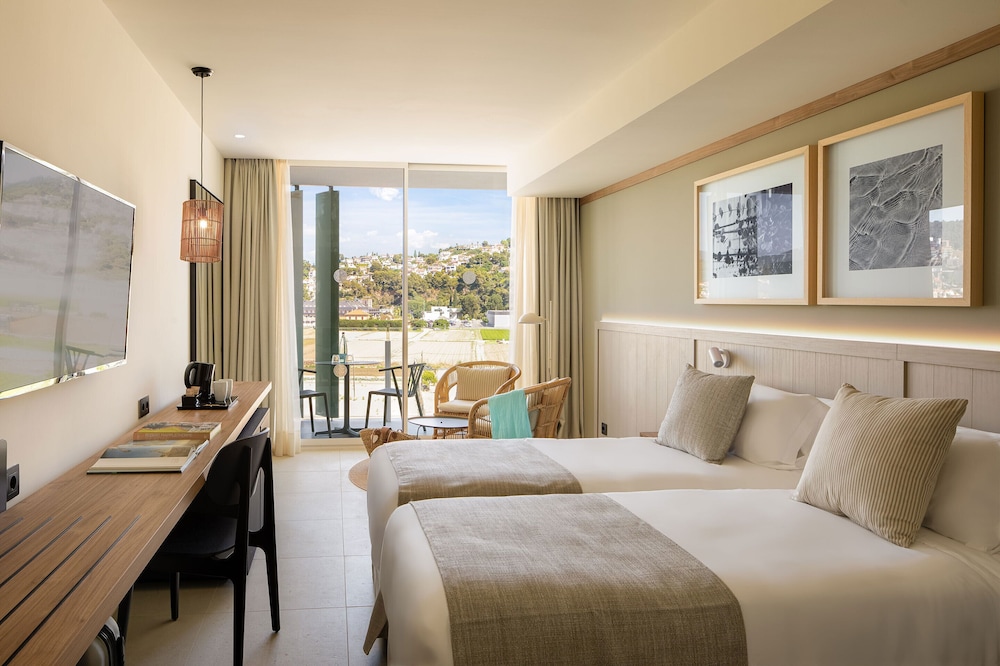 Atzavara Hotel & Spa — Hotel rooms in Santa Susanna, Catalonia