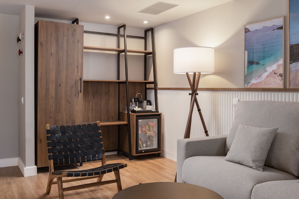 Barceló Lanzarote Royal Level — Hotel rooms in Costa Teguise, Canary Islands